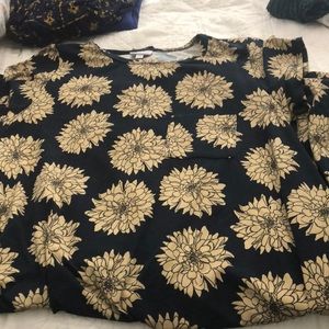 Lularoe navy floral Carly